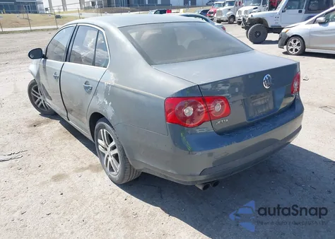 2006 Volkswagen Jetta 2.5 from USA, damaged, VIN 3VWRF71K46M684181